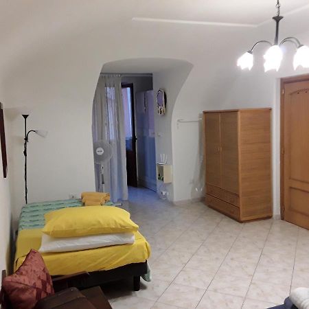 Dimora Letizia- Room 1 Procida Ngoại thất bức ảnh
